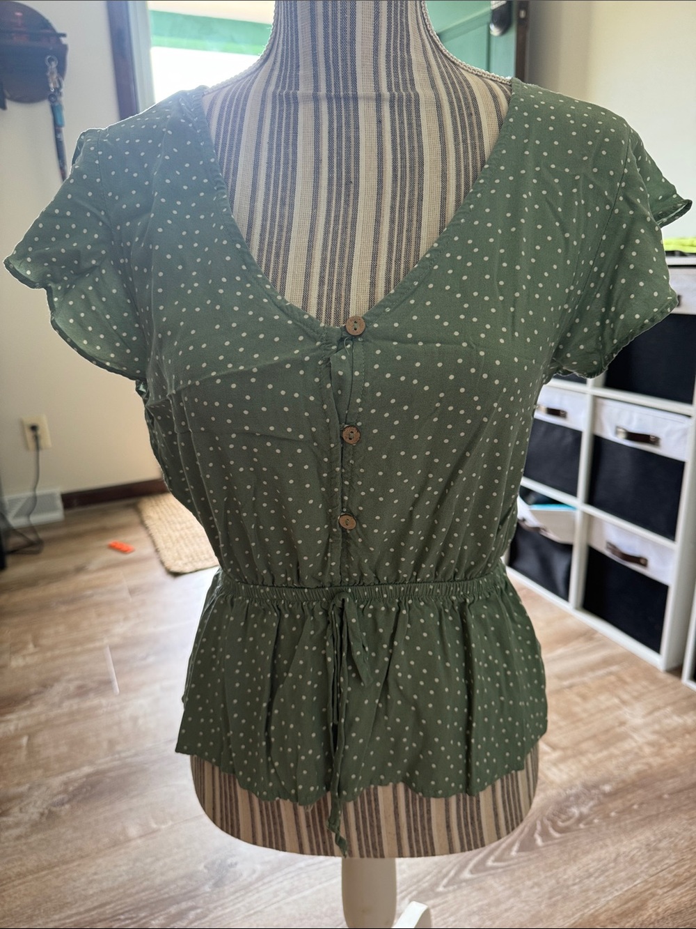 Green Polka Dot Button-Front Peplum Blouse